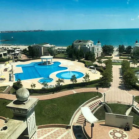 Beach, Sea View, Location Апартаменти *