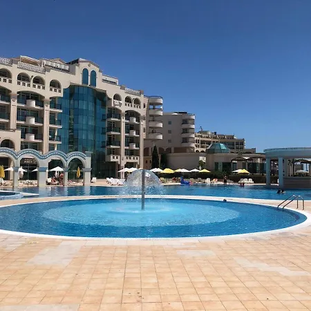 Beach, Sea View, Location Апартаменти *